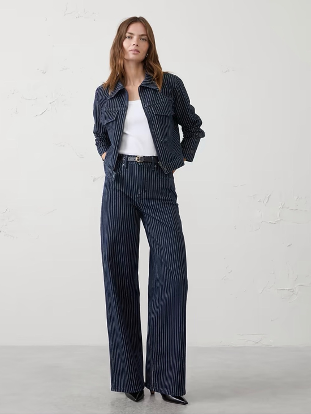 Banana Republic Women’s Wide-Leg High-Rise Jean Size 26/2